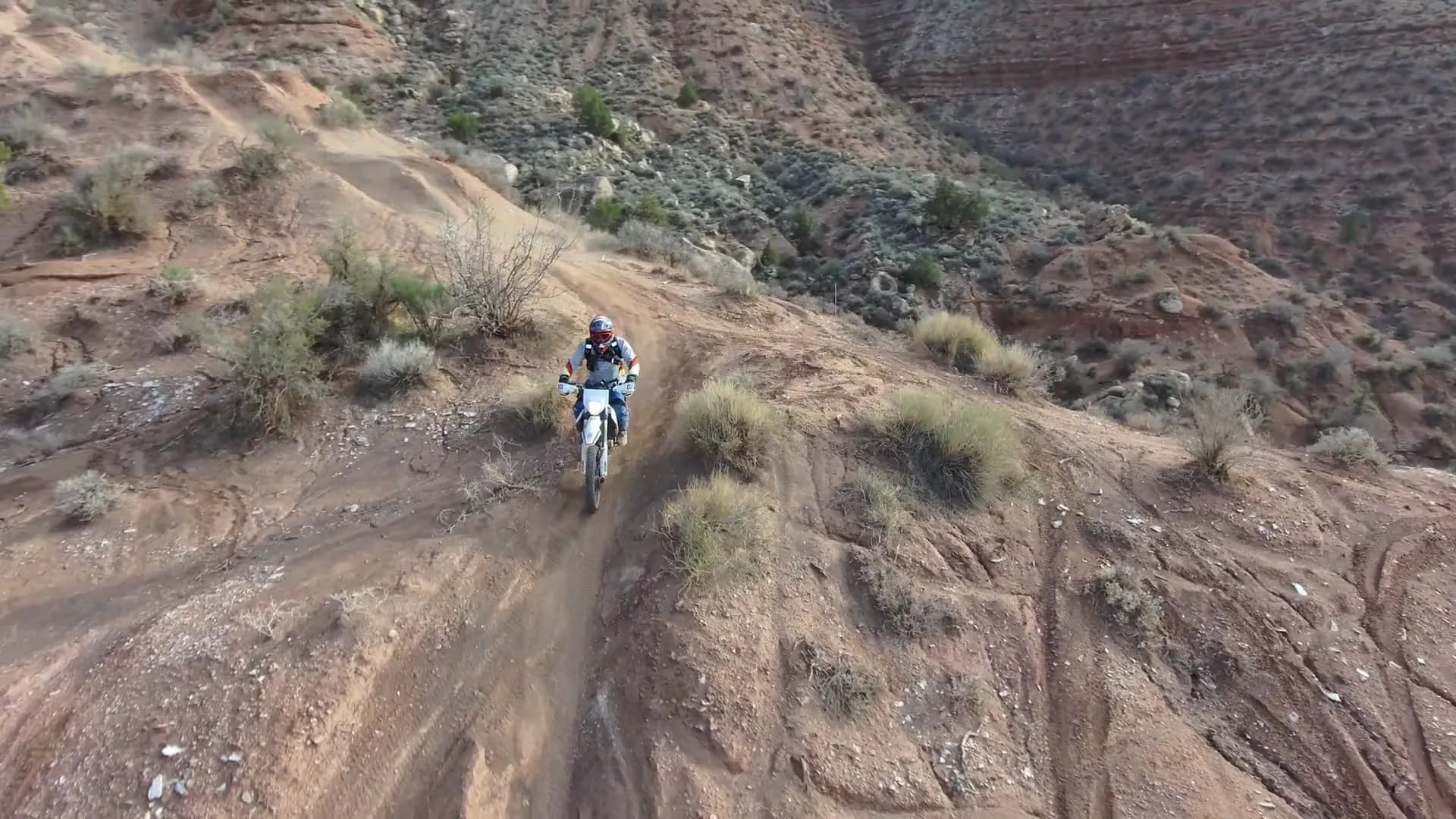 Dirt bike and enduro trail through Southern Utah red rock desert